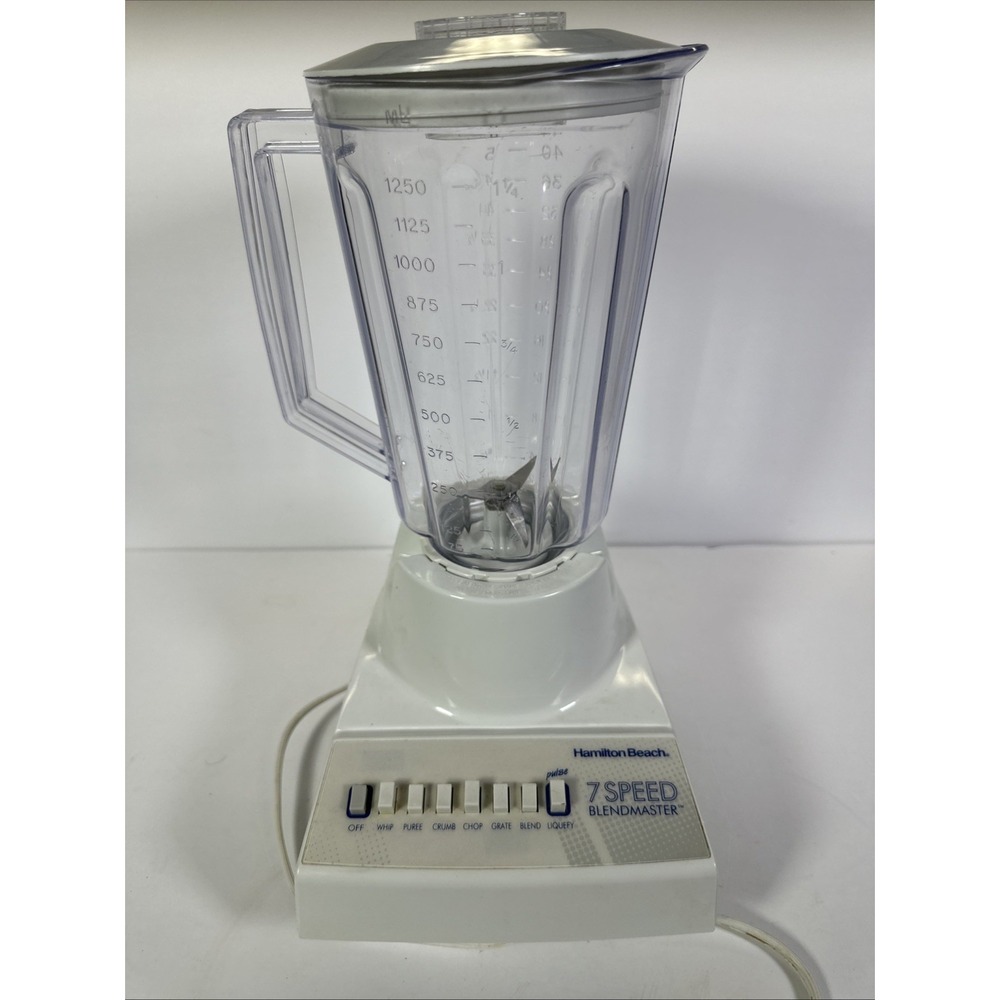 Hamilton Beach 7 Speed BlendMaster Blender White 44oz Glass-Look Jar